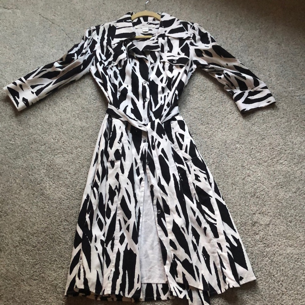 DVF black and white cotton shirt dress.